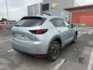 Mazda CX-5 2020 Gris