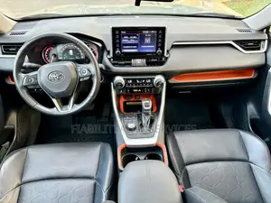 Toyota RAV4 TRD Off Road 2021 Gris