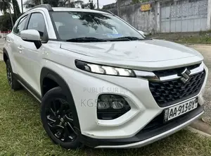 Suzuki Fronx 2024 Blanc