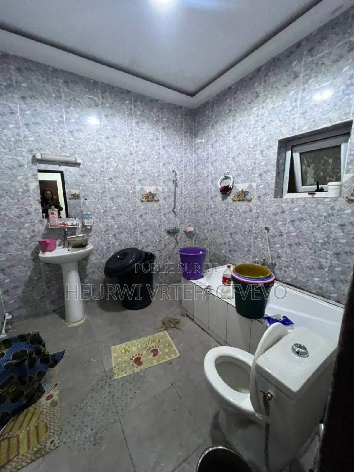 5chbre Duplex dans Angré Djorogobité, Cocody à Vendre