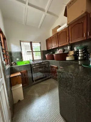 Furnished 4chbre Duplex dans Cocody Rivera 3 à Vendre