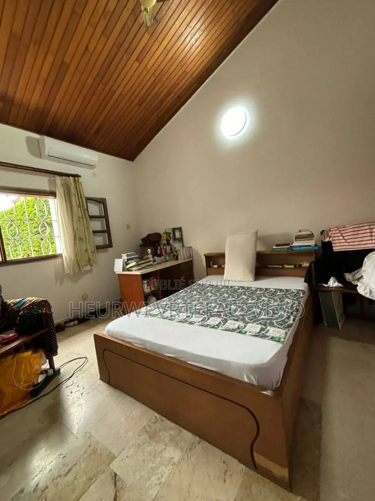 Furnished 4chbre Duplex dans Cocody Rivera 3 à Vendre