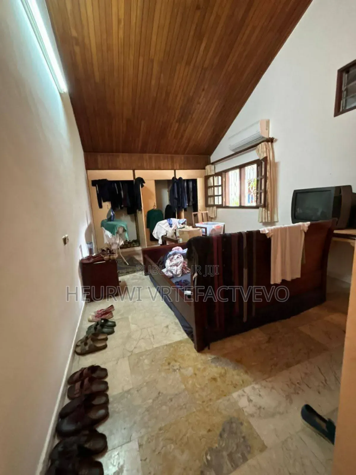 Furnished 4chbre Duplex dans Cocody Rivera 3 à Vendre