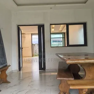 8chbre Duplex dans Faya Cité Mugefci, Cocody à Vendre