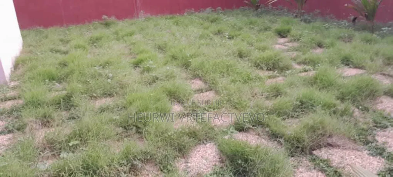 5chbre Duplex dans Angré Djorogobité, Cocody à Vendre