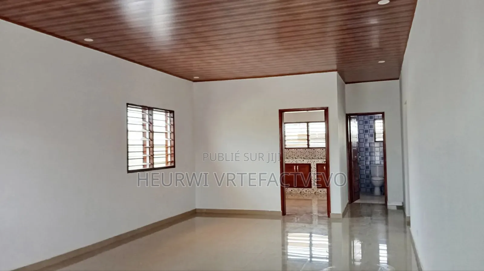 3chbre Villa dans Bimbresso, Cocody à Vendre