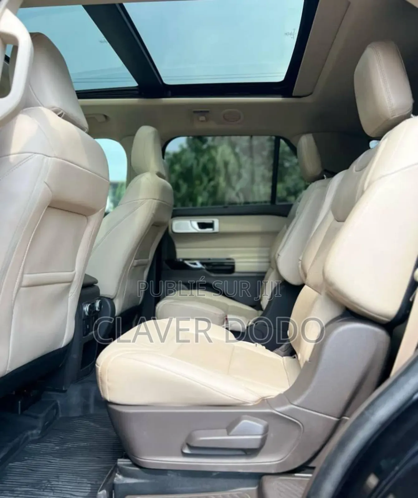 Ford Explorer Platinum 2021 Noir