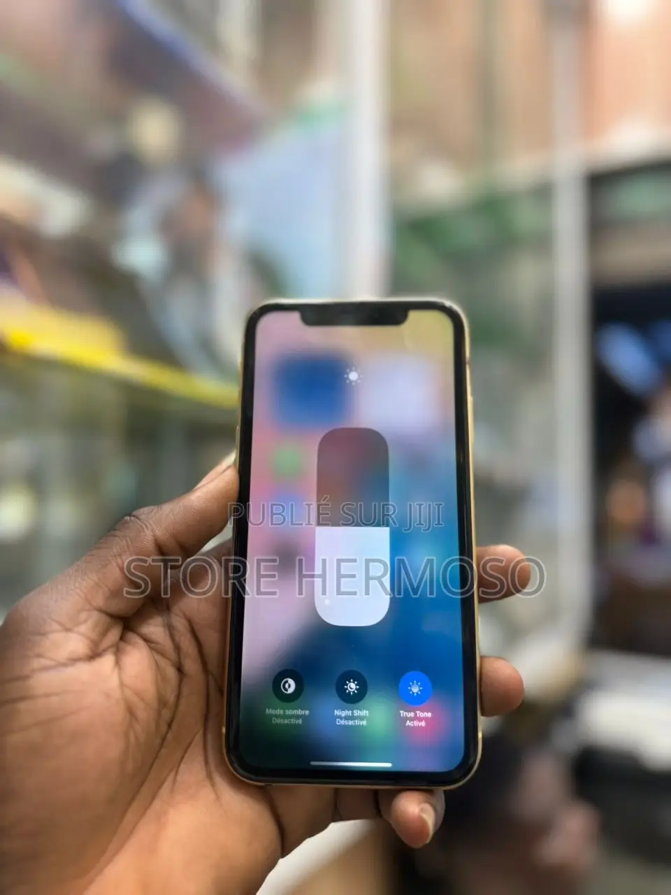 Pomme iPhone XR 64 GB Jaune