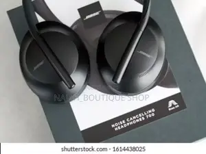 Bose Headphones 700