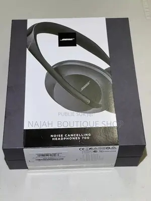 Bose Headphones 700