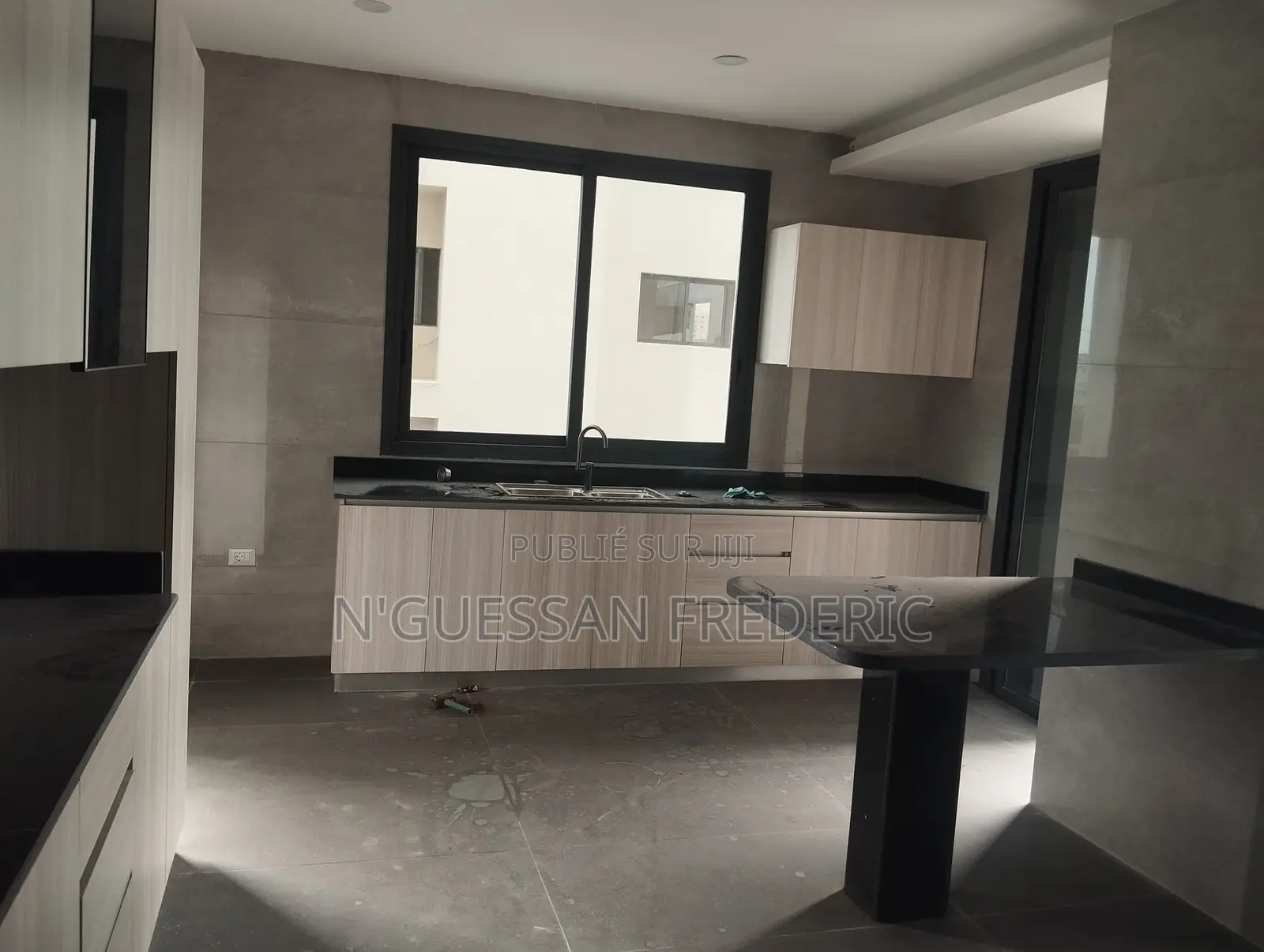 4chbre Appartement dans Marcory à Louer