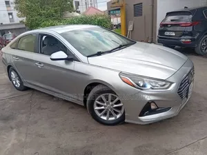 Hyundai Sonata SE 2018 Gris