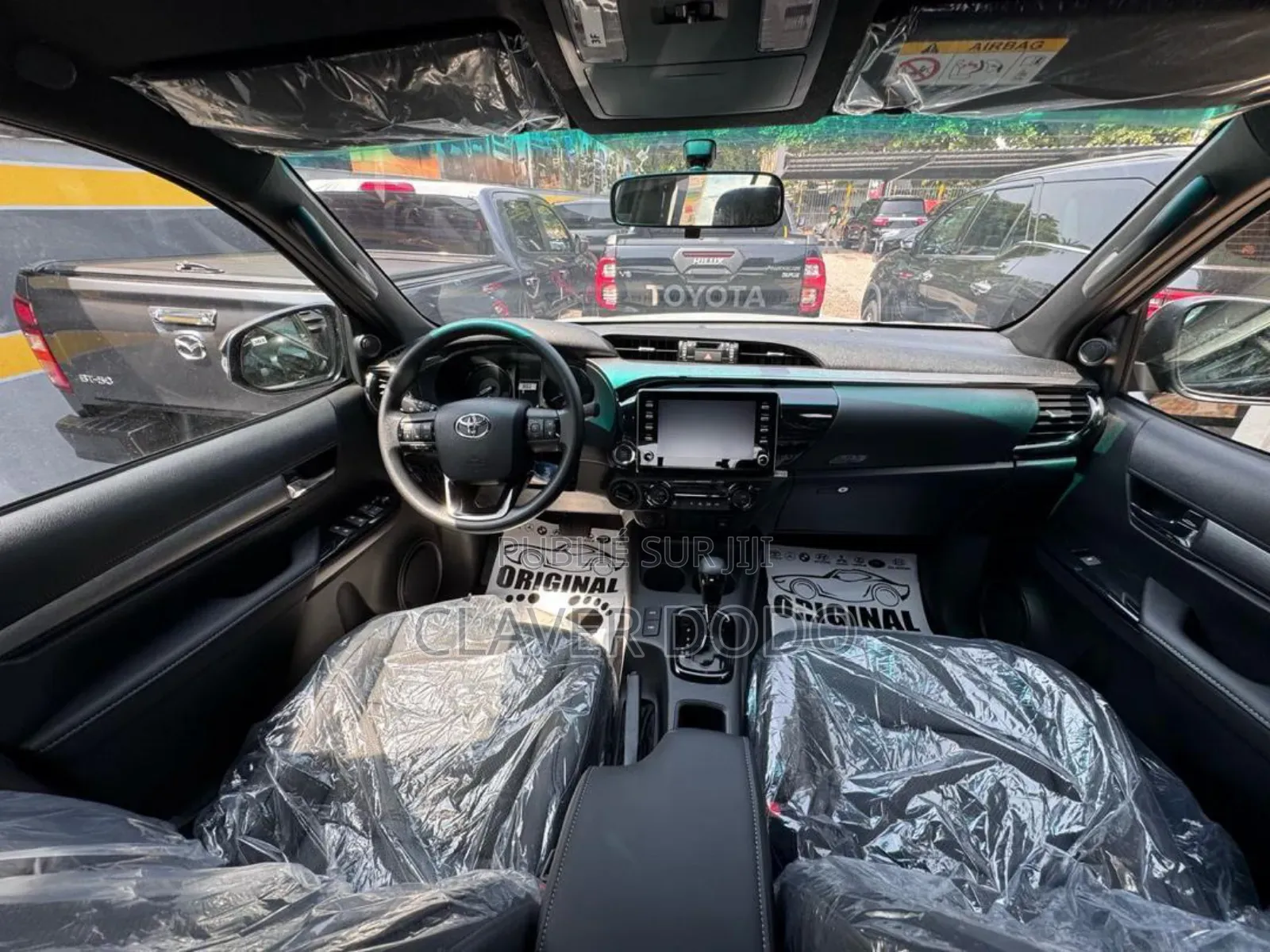 New Toyota Hilux 2025 Noir