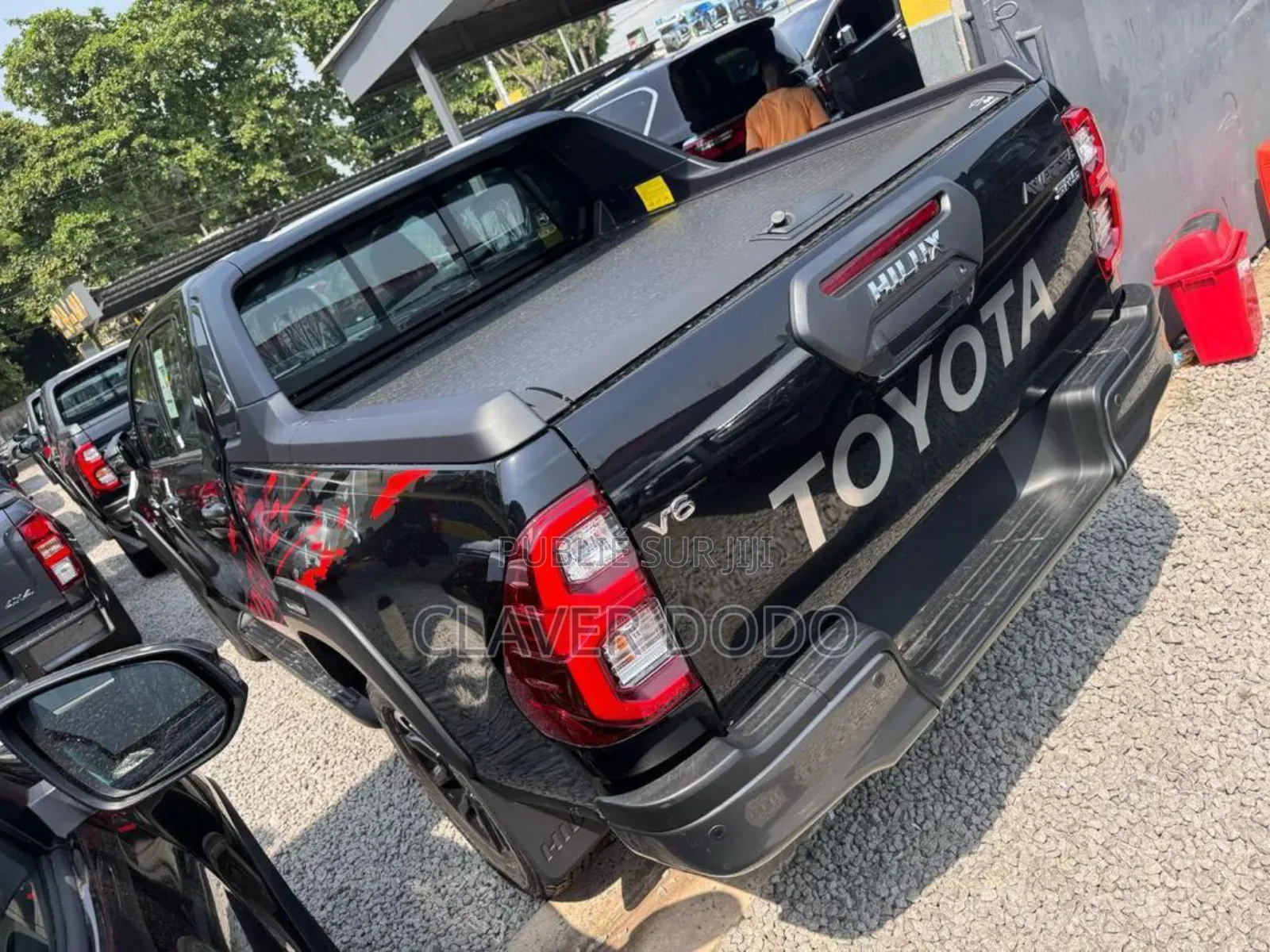New Toyota Hilux 2025 Noir