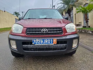 Toyota RAV4 1.8 2005 Rouge