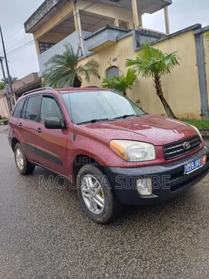 Toyota RAV4 1.8 2005 Rouge