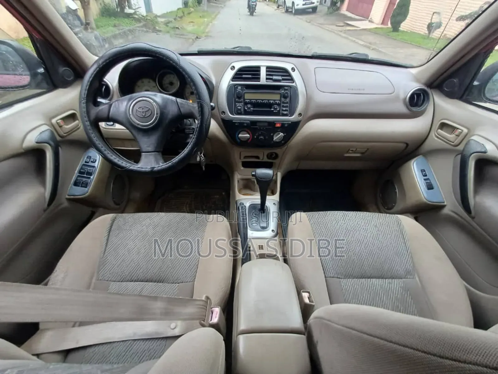 Toyota RAV4 1.8 2005 Rouge