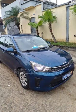 Photo - Kia Pegas 2021 Bleu