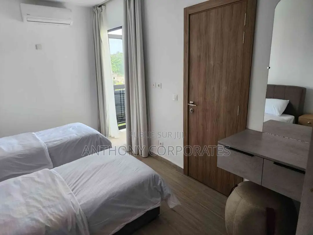 Appartement Meublé De 03 Pièces À Riviera 3 Lycee Blaise Pascal