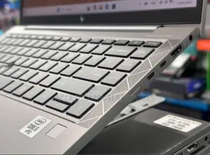 Ordinateur Portable HP ZBook Firefly 14 G7 16GB Intel Core I5 SSD 512GB