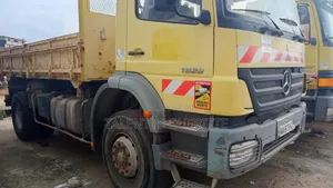 2bennes 6 Roues Mercedes