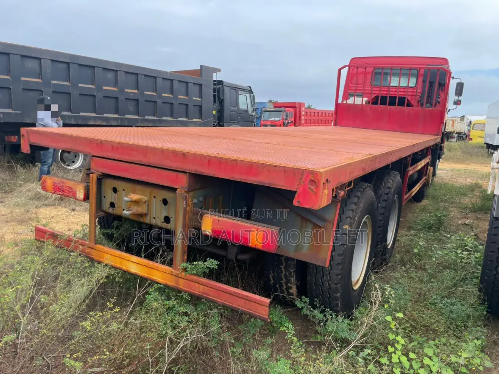 Camions Plateauhowo