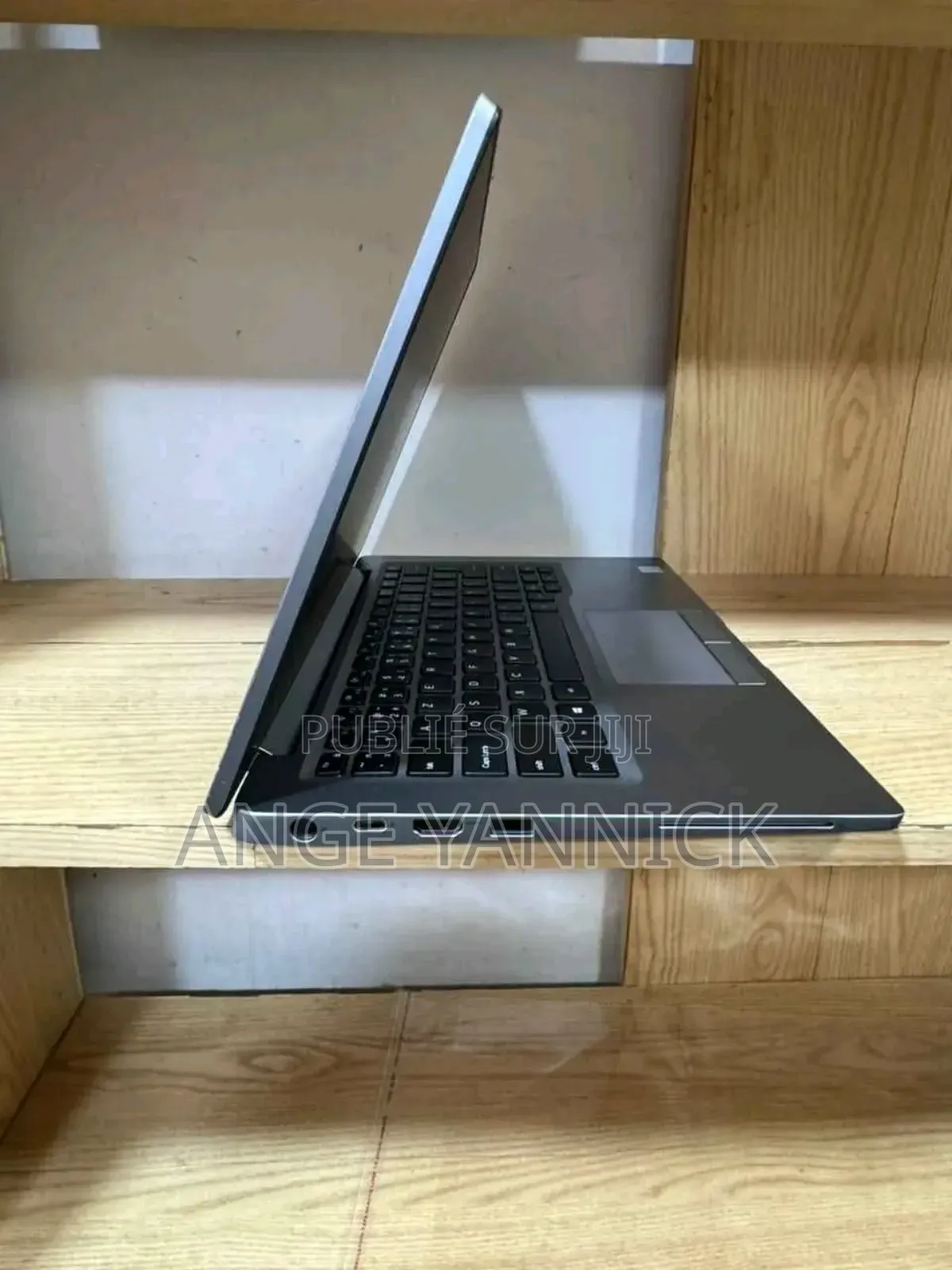 New Ordinateur Portable Dell Latitude 7400 8GB Intel Core I5 SSD 256GB