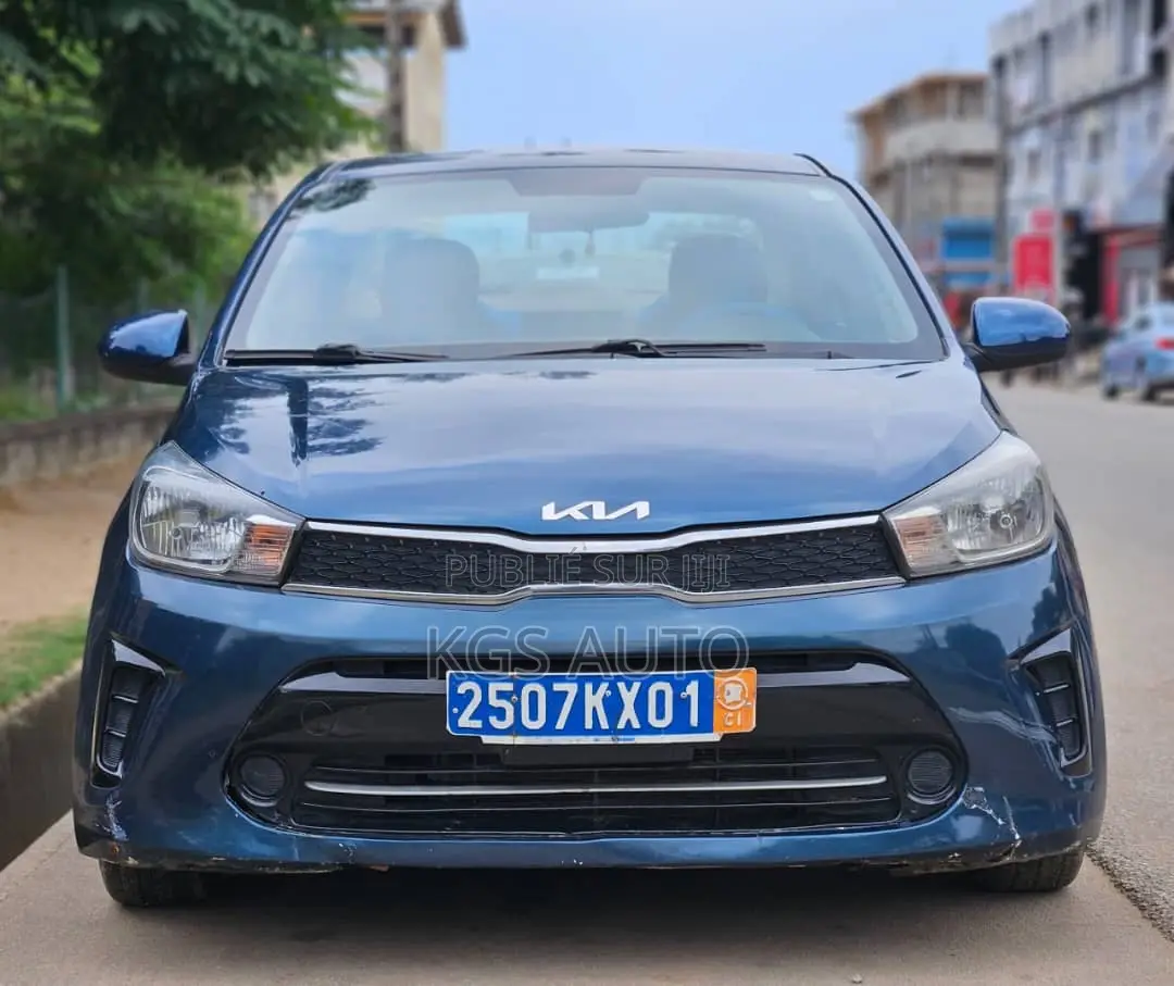 Kia Pegas 2021 Bleu