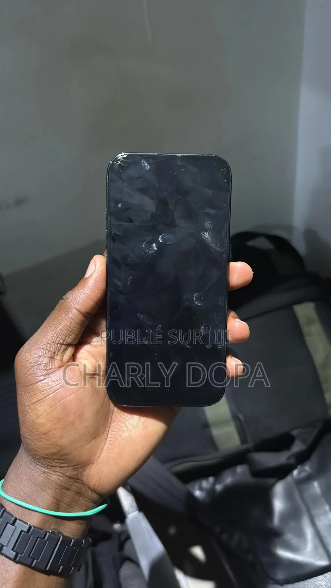 Apple iPhone 16 128 GB Noir