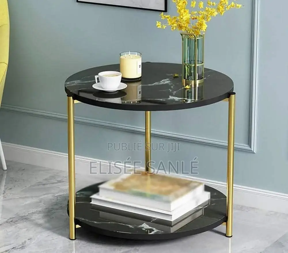 Table d'Appoint Original Au Design Raffine
