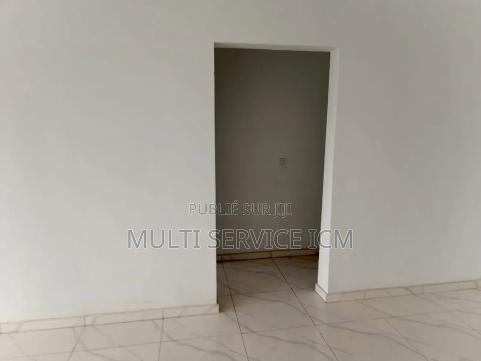 2chbre Appartement partagé dans Ismaël Coulibaly, Cocody à Louer