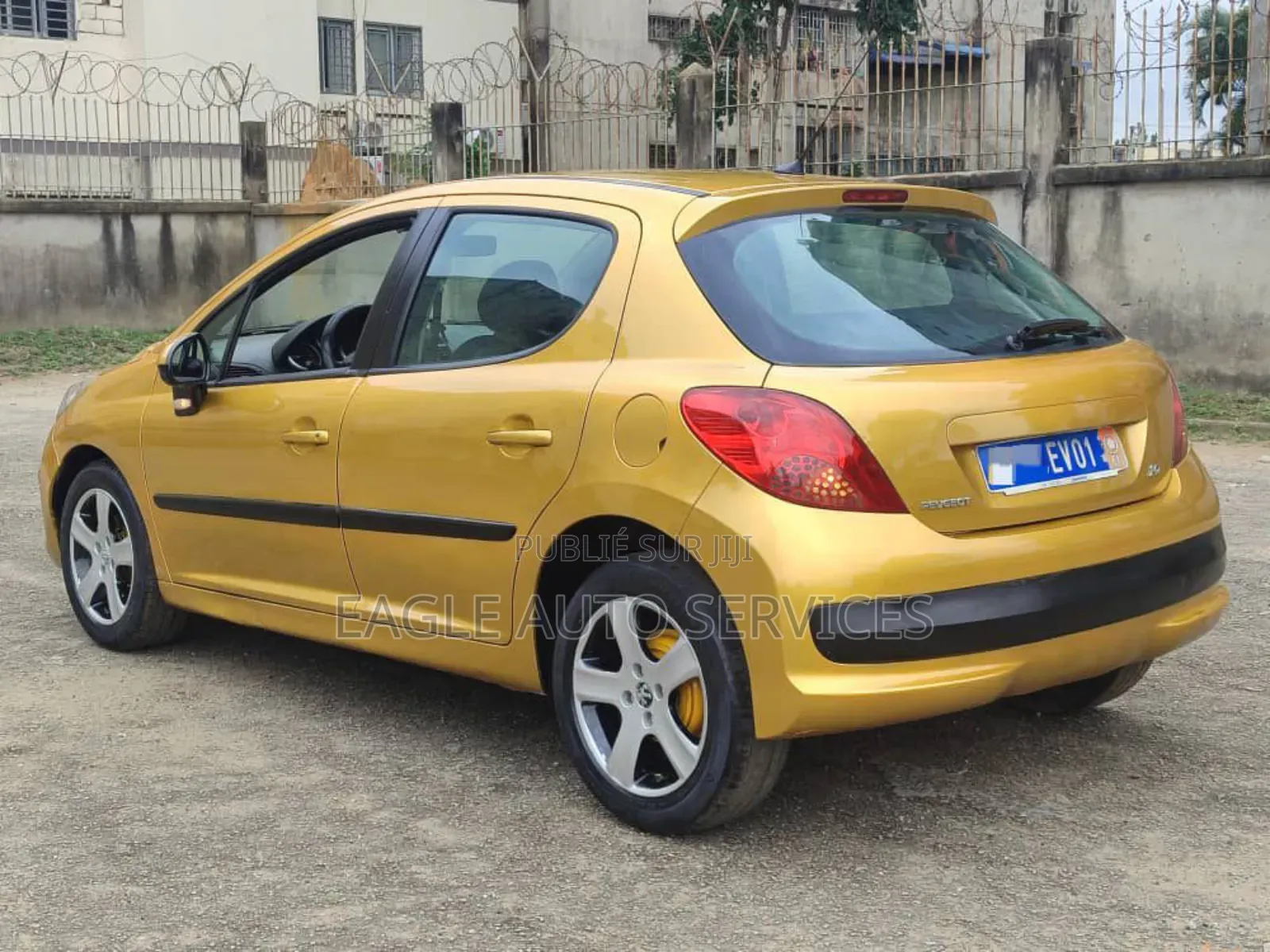 PEUGEOT 207 2008 Doré