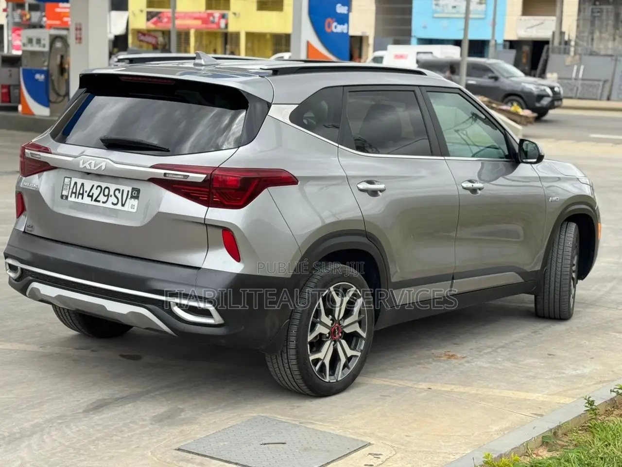 Kia Seltos 1.6 T-GDI 2021 Gris