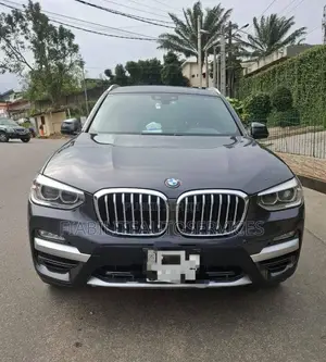 Photo - BMW X3 xDrive30i AWD 2020 Gris