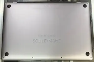 Photo - Ordinateur Portable Pomme MacBook 2019 16GB Intel Core I9 SSD 512GB