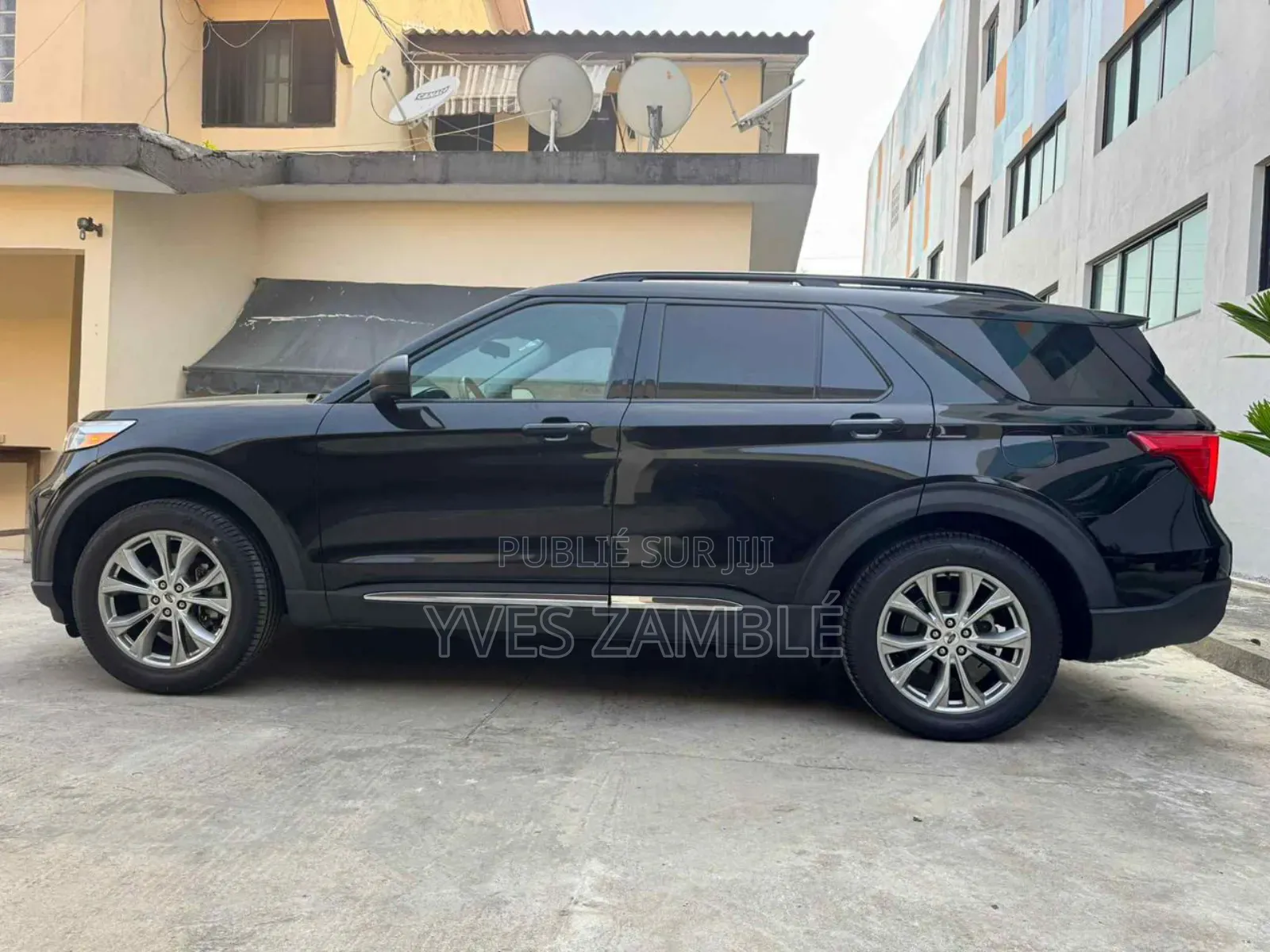 Ford Explorer 2023 Noir