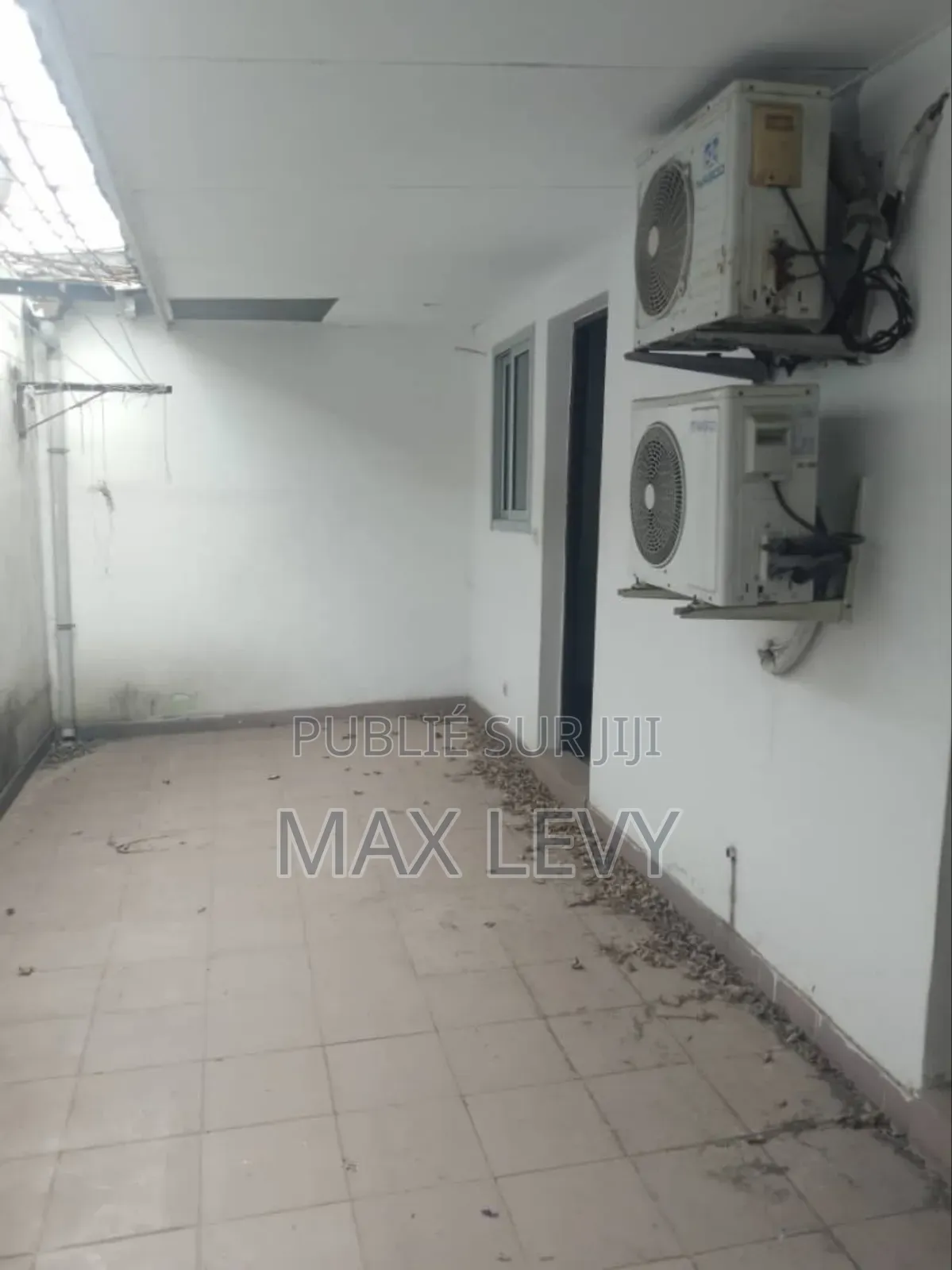 3chbre Maison dans Levy, Cocody à Louer