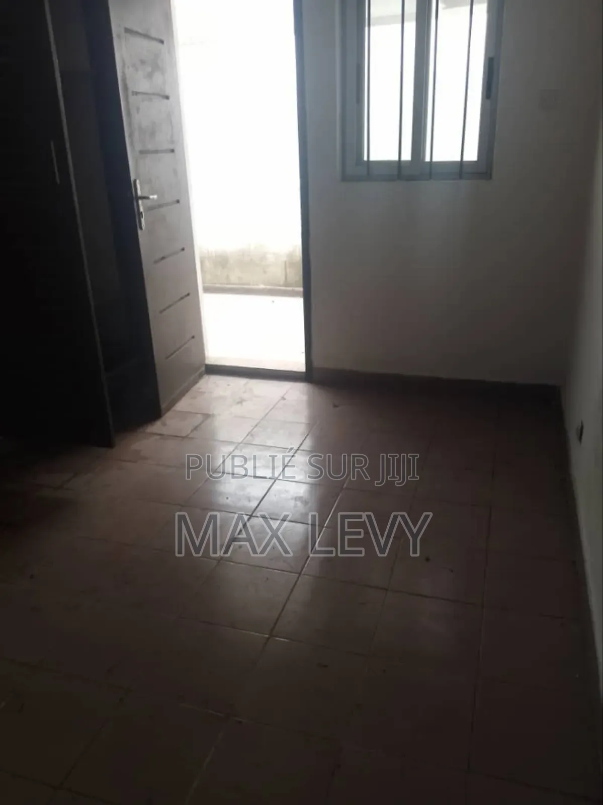 3chbre Maison dans Levy, Cocody à Louer