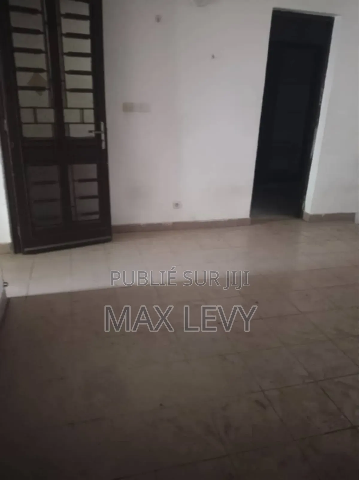 3chbre Maison dans Levy, Cocody à Louer