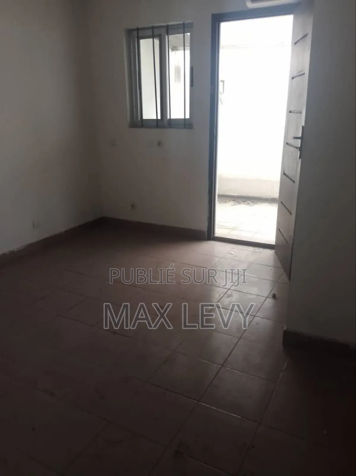 3chbre Maison dans Levy, Cocody à Louer