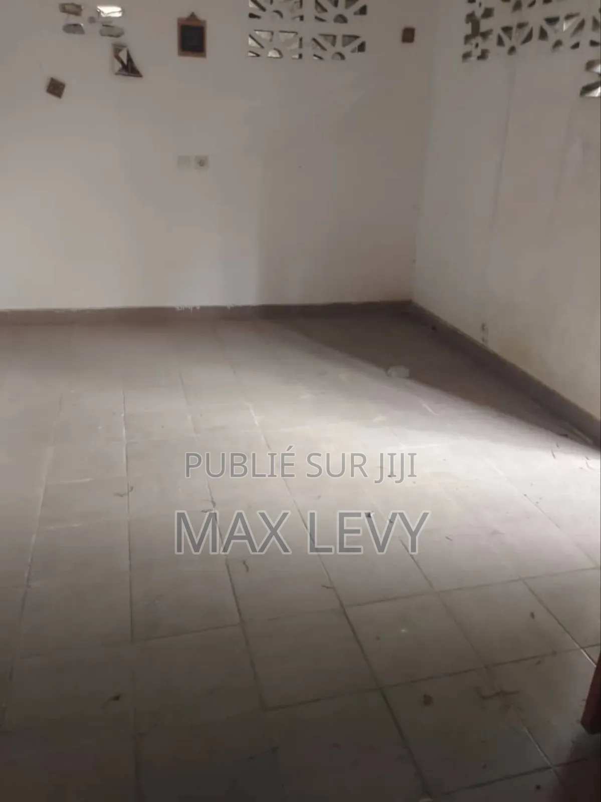 3chbre Maison dans Levy, Cocody à Louer