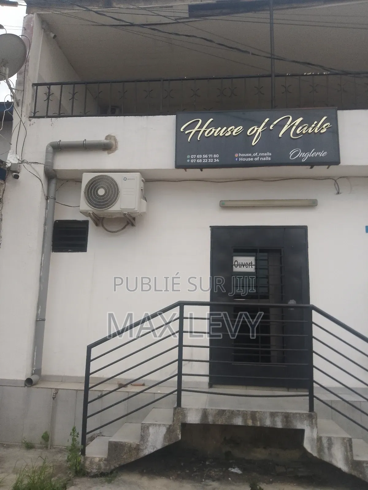 5chbre Duplex dans Levy Max, Cocody à Louer