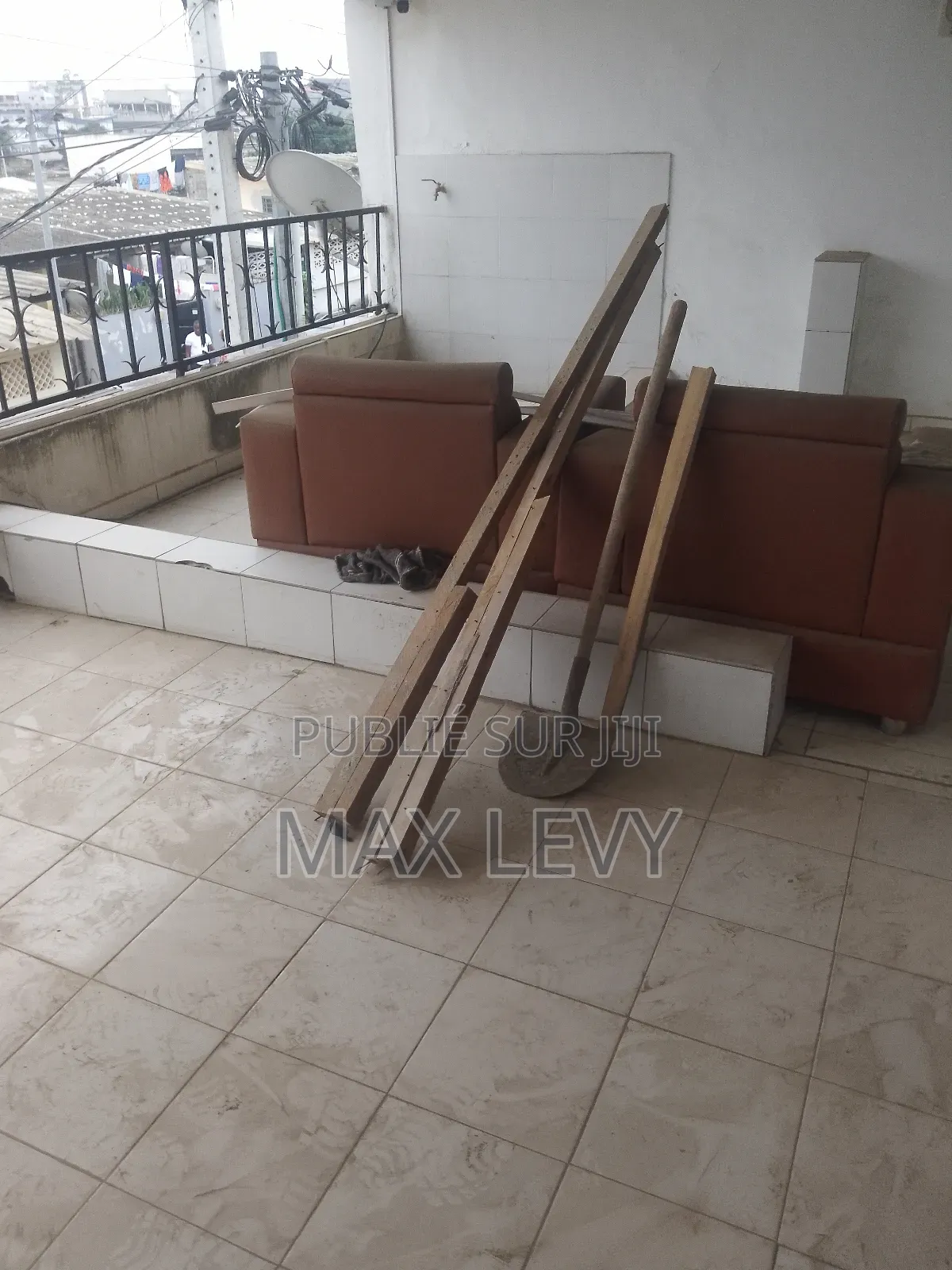 5chbre Duplex dans Levy Max, Cocody à Louer