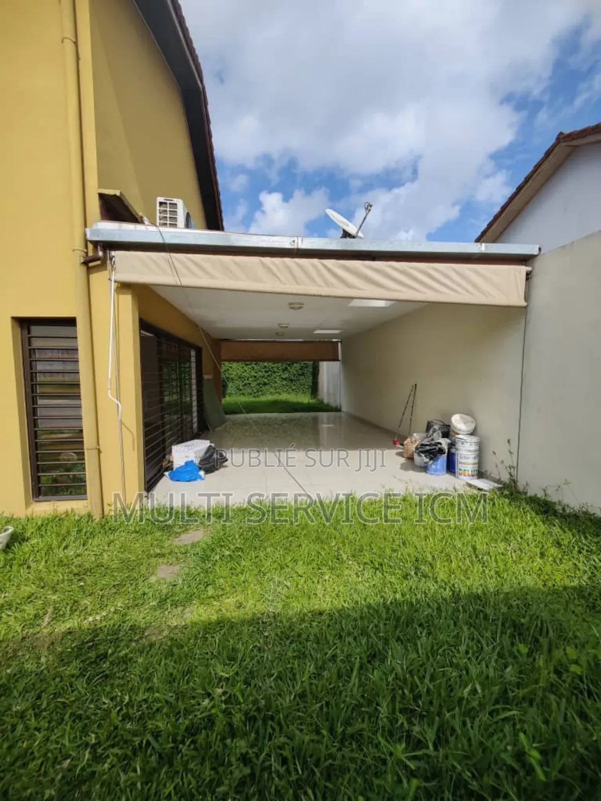 5chbre Duplex dans Ismaël Coulibaly, Cocody à Vendre