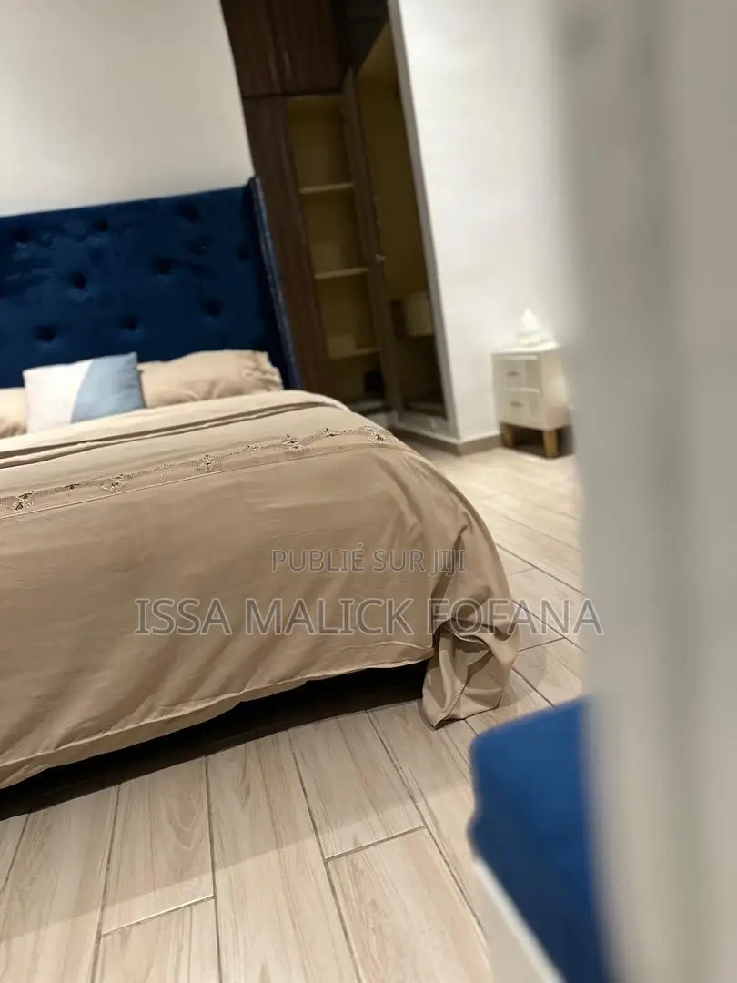 Furnished 1chbre Appartement dans Malick Fofana, Cocody à Louer