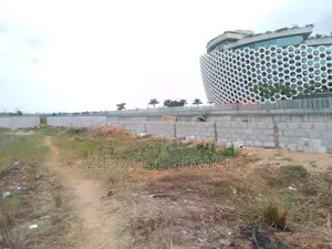 Photo - Terrain en Vente