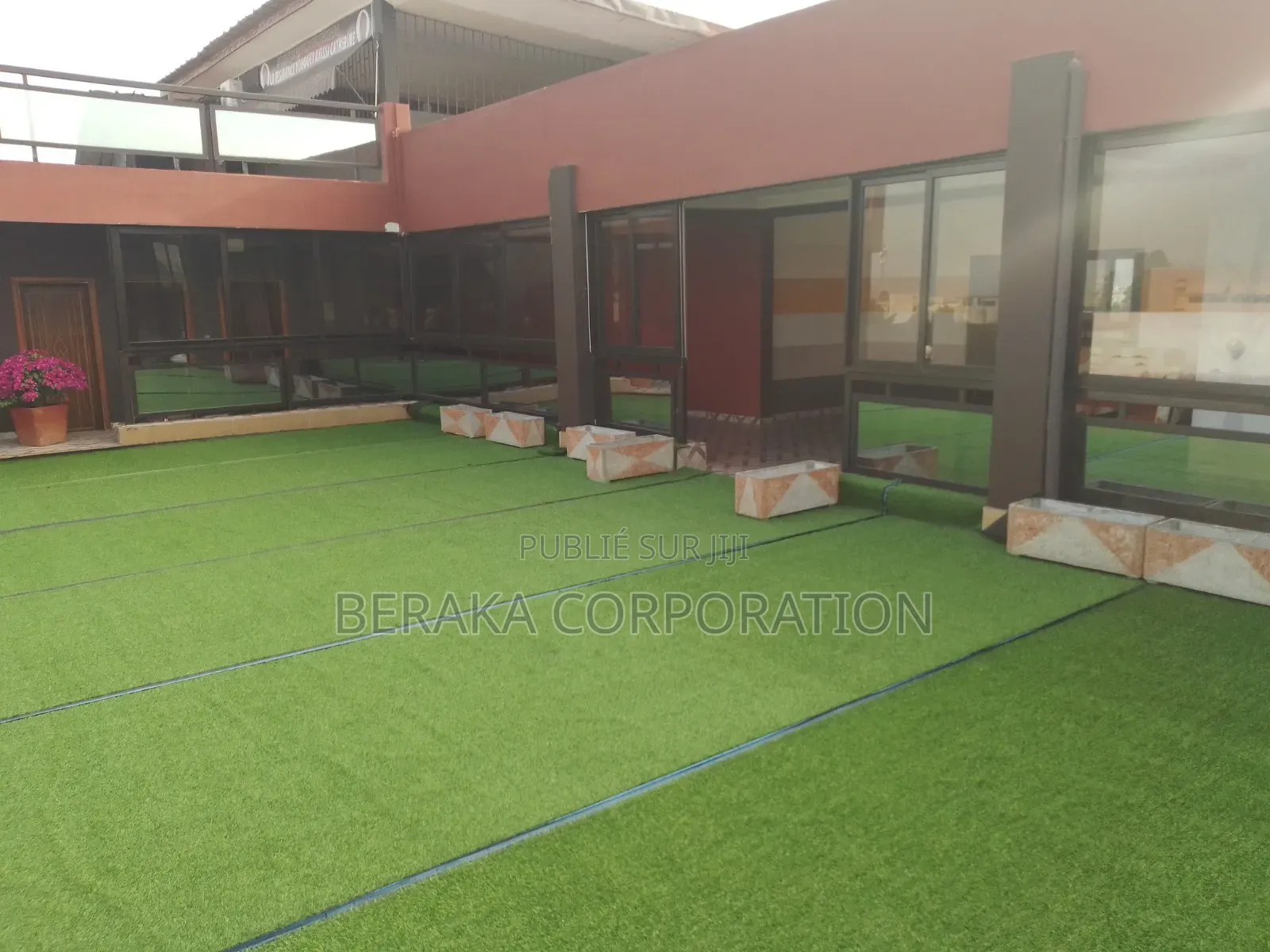 10chbre Maison dans Beraka Corporation, Cocody à Vendre