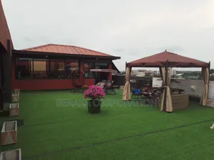 10chbre Maison dans Beraka Corporation, Cocody à Vendre