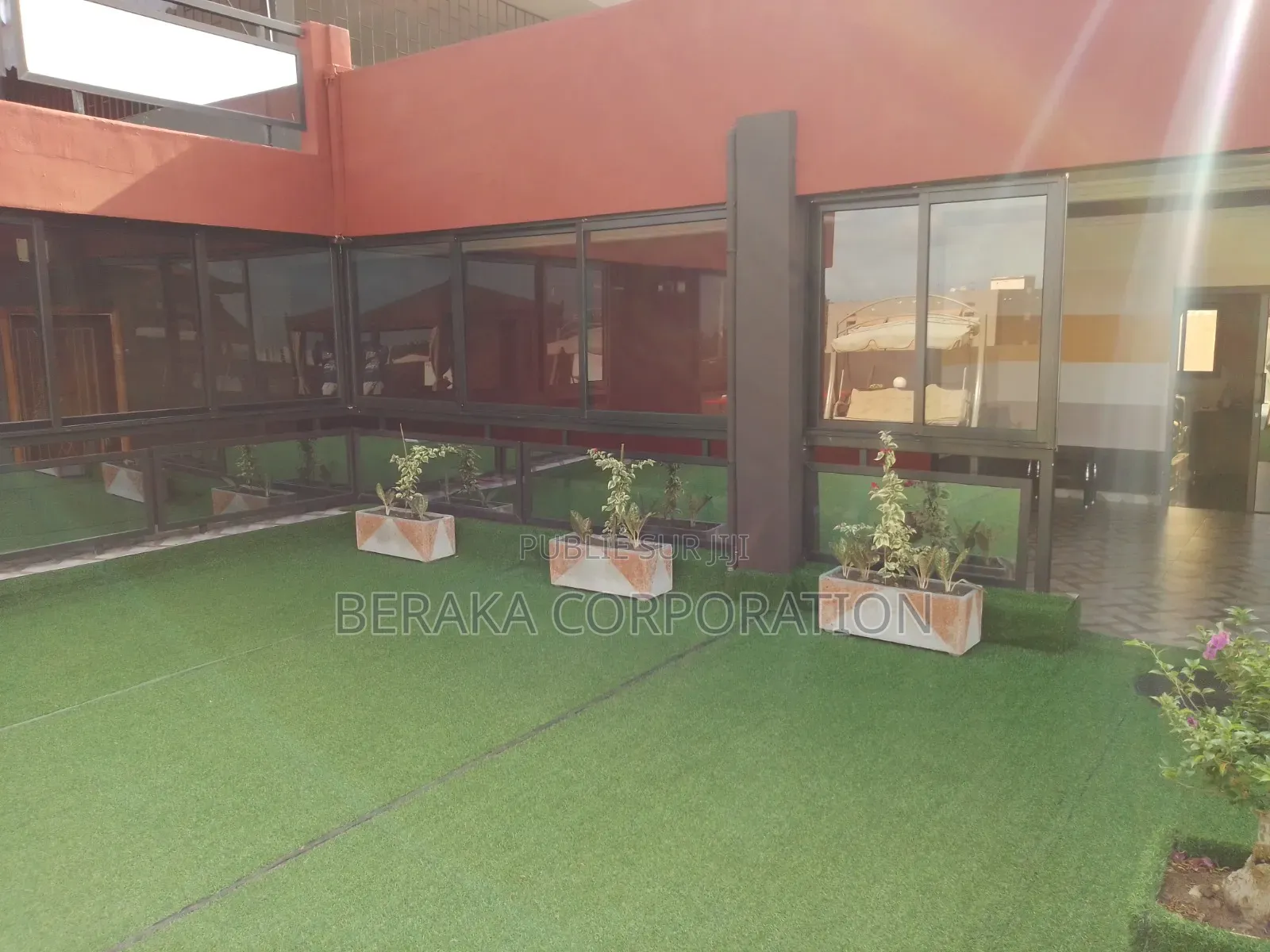 10chbre Maison dans Beraka Corporation, Cocody à Vendre