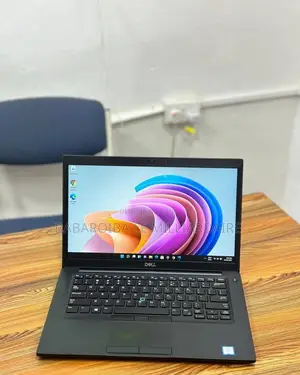 New Ordinateur Portable HP EliteBook 830 16GB Intel Core I5 SSD 512GB